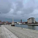 Apartment Dock 07 - Modernes 4 Sterne-ferienapartment Direkt Am Hafen *