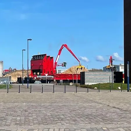 Dock 07 - Modernes 4 Sterne-ferienapartment Direkt Am Hafen *