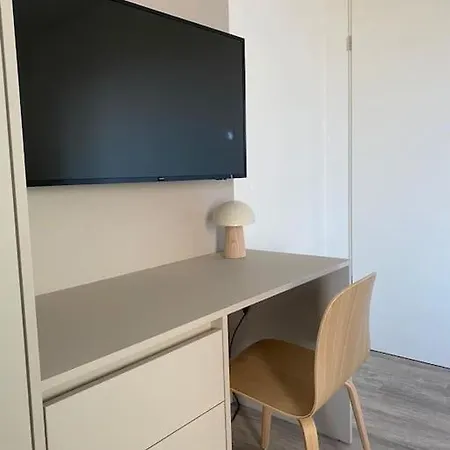 Dock 07 - Modernes 4 Sterne-ferienapartment Direkt Am Hafen