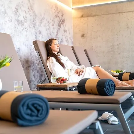 Dock 07 - Modernes 4 Sterne-ferienapartment Direkt Am Hafen 아파트