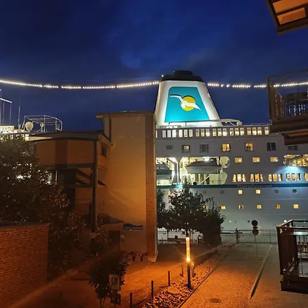 Dock 07 - Modernes 4 Sterne-ferienapartment Direkt Am Hafen 公寓 *